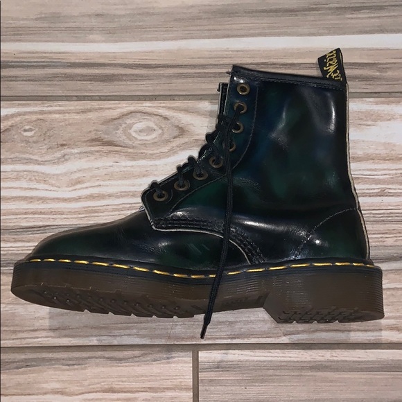❌SOLD❌ Vintage Dark Green and Black Dr. Martens - Picture 11 of 13